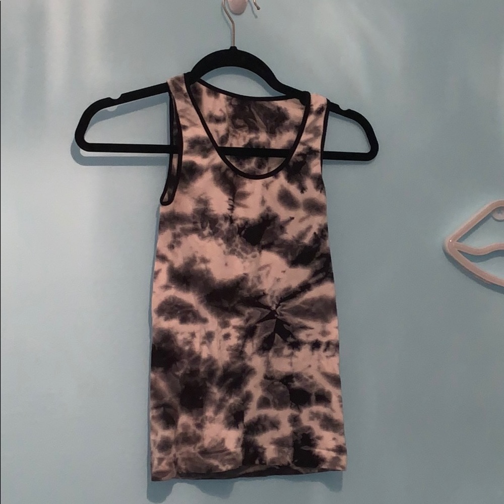 Sugar lips tie-dyed cropped tank top! S-M!